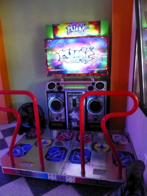 Piu Fiesta 2<br />Der Automat war wie neu. Es gab sogar eine Windmaschine :D<br />Preis: 2Zloty (etwa 48ct) a 3Songs